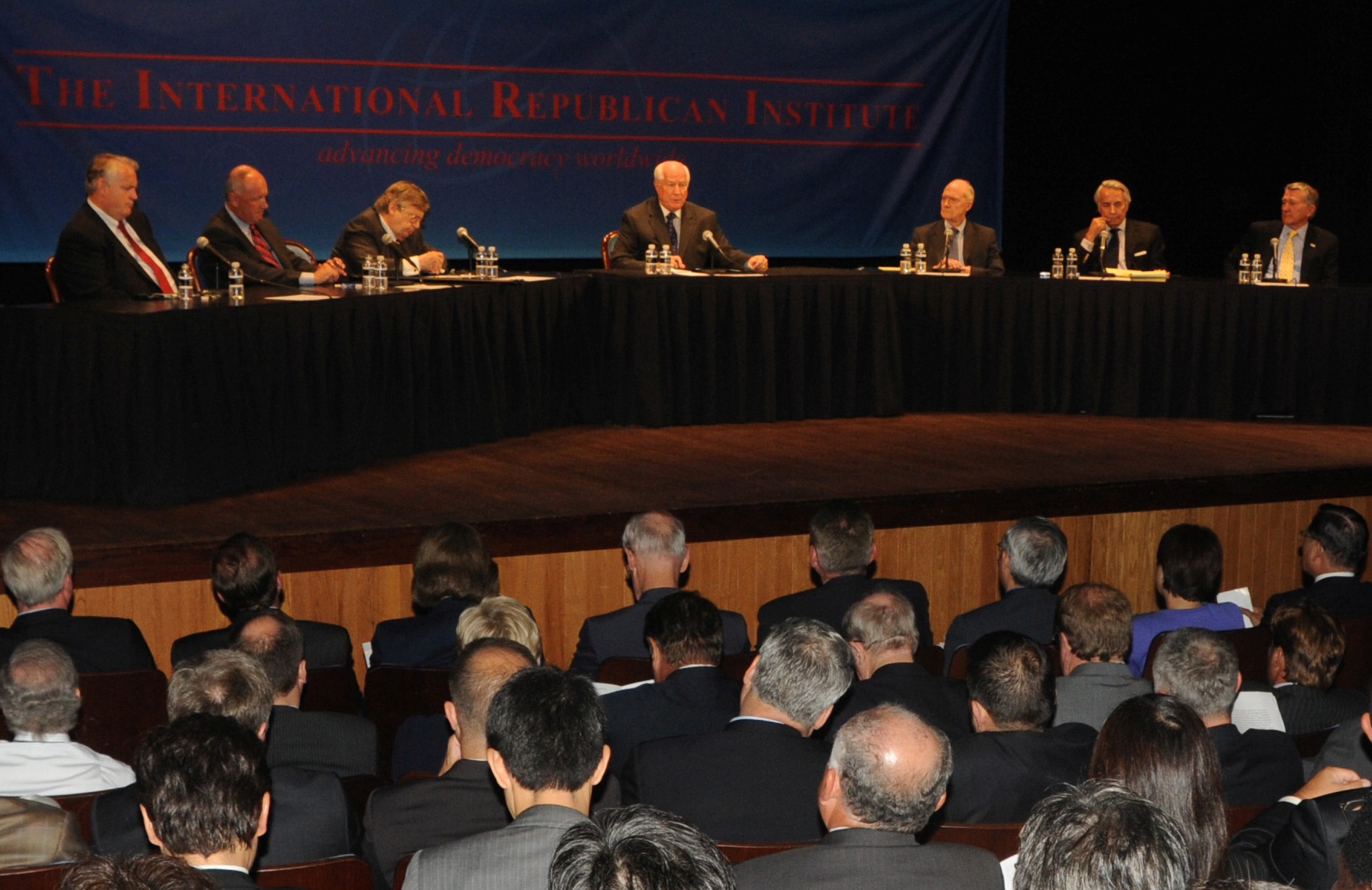 Panelists discuss U.S. foreign policy.