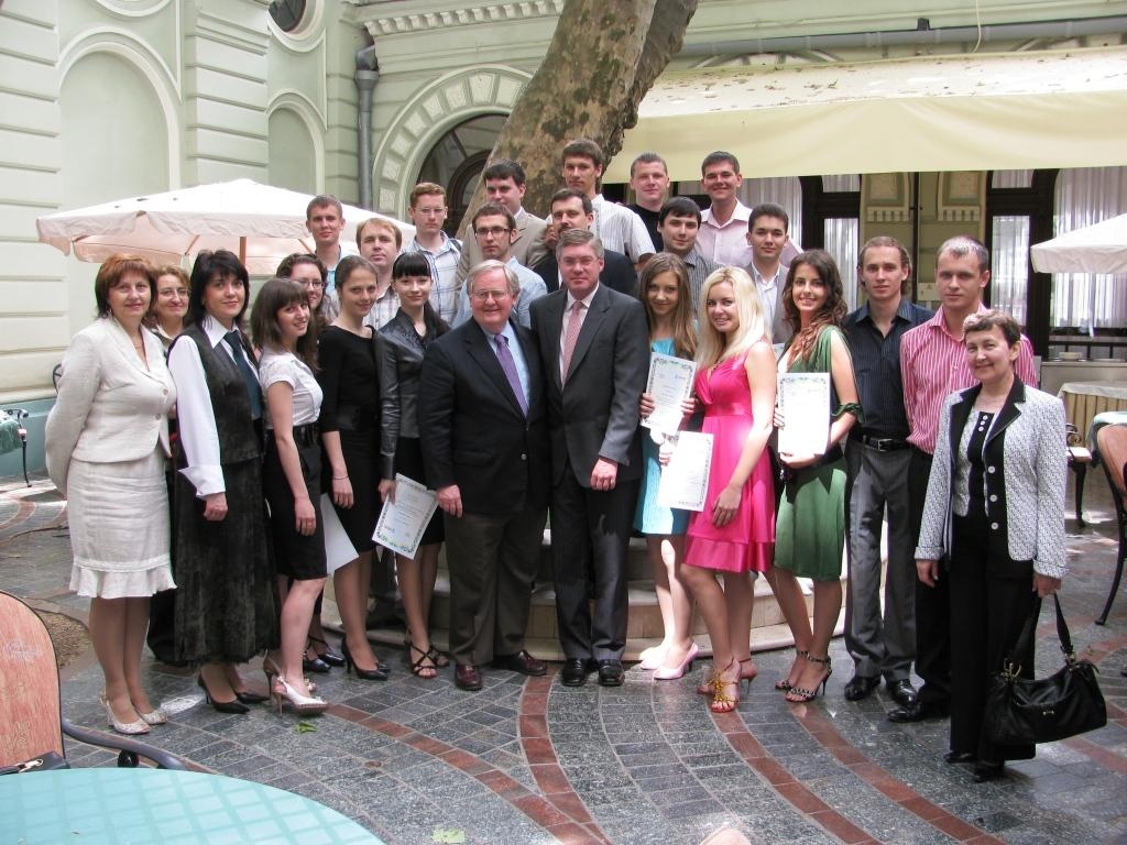 Current US Ambassador to Poland, Victor Ashe with graduates at the IRI sponsored young political leadership schools in Odesa, Ukraine.