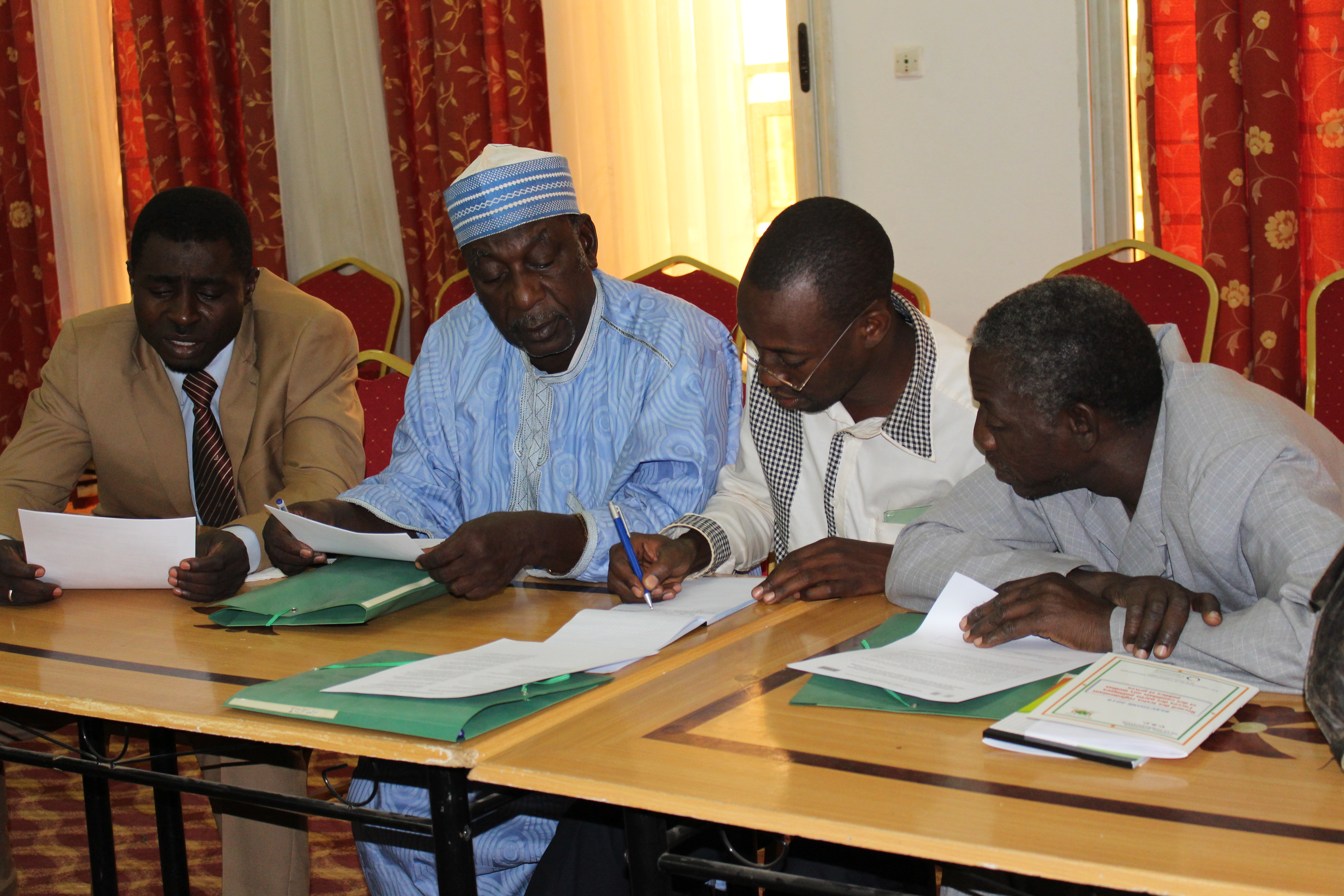 IRI partnered with the High Council of Communications to provide Nigerien political parties with the tools and resources to conduct peaceful and effective campaign messages.