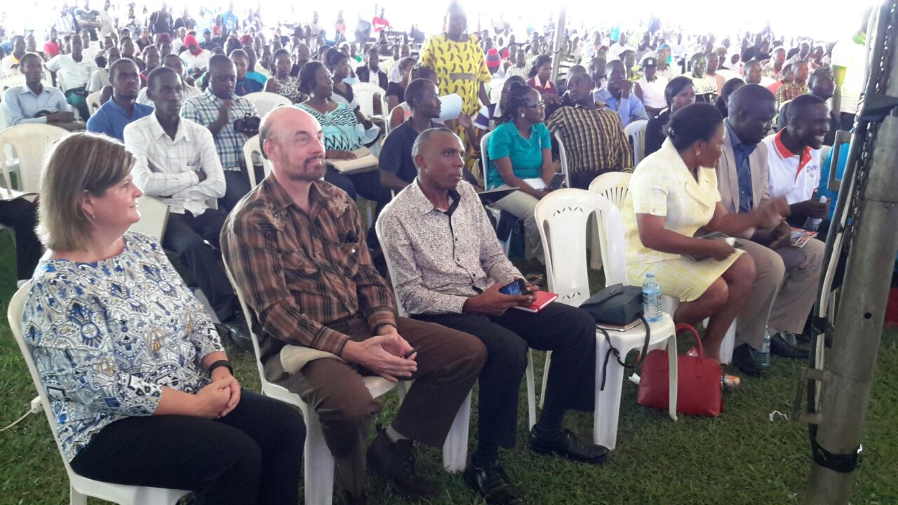 The crowd enjoyed multiple panels, speeches and a performance by Ghetto President. 