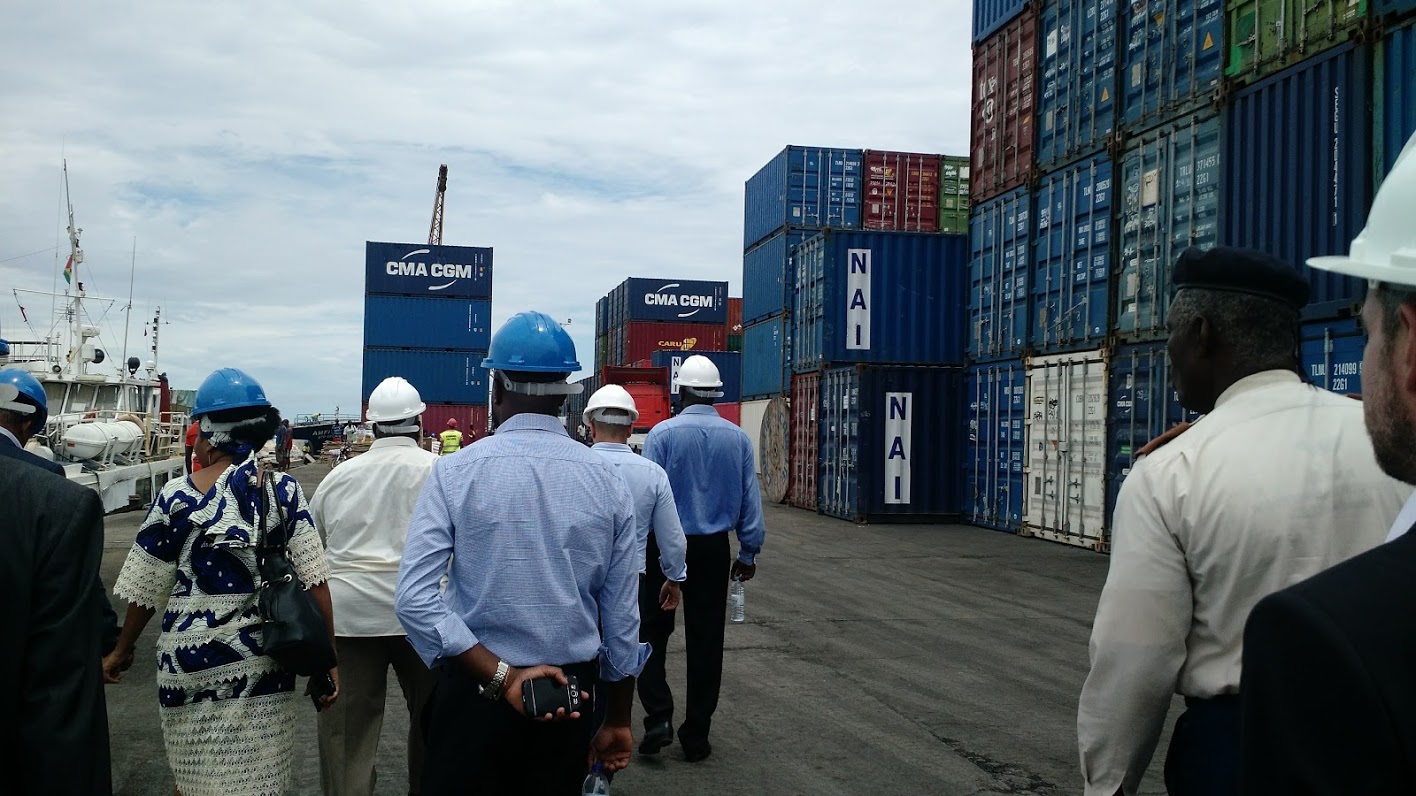 National Assembly deputies and staff  visiting the Port of São Tomé. 