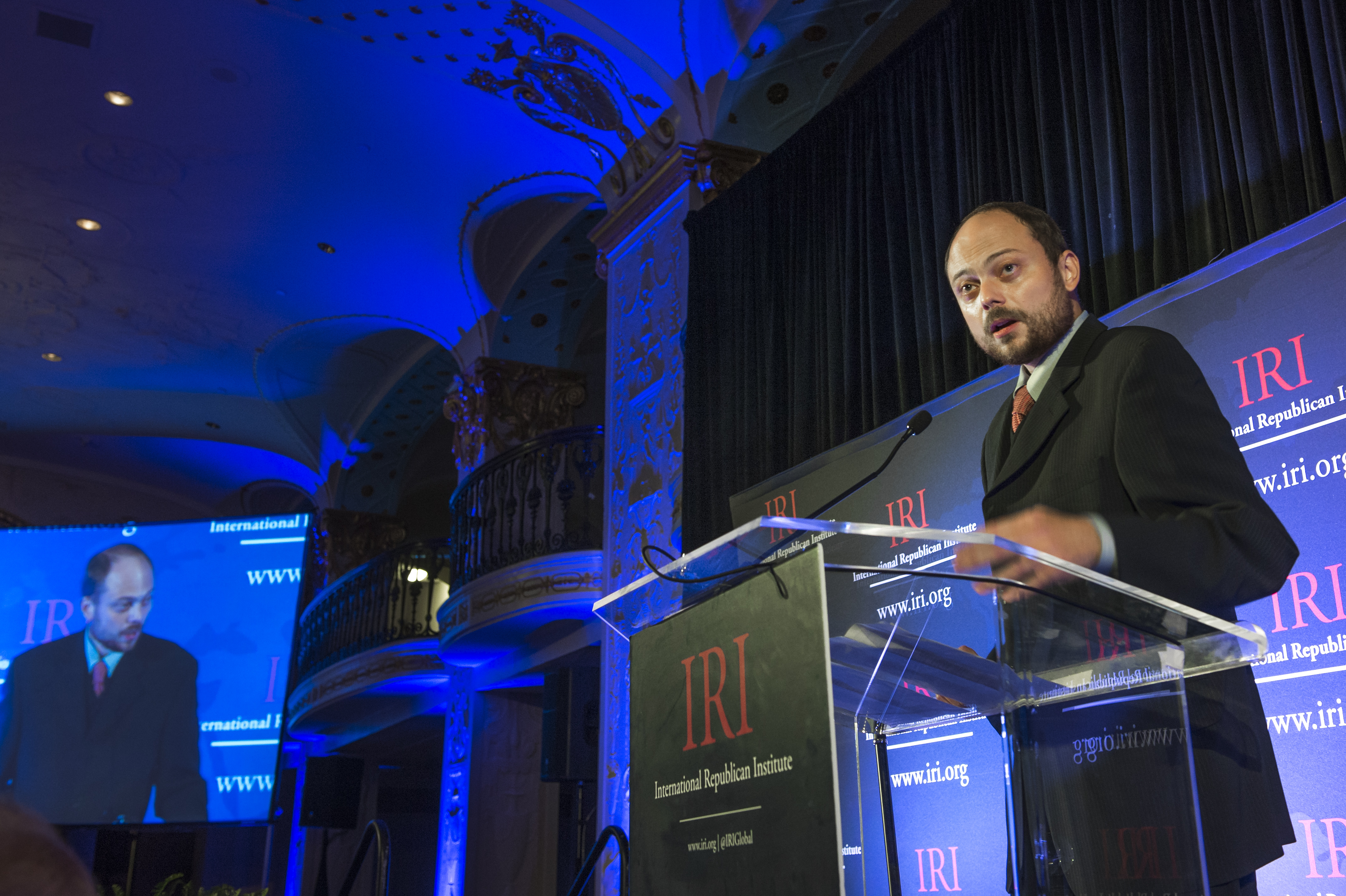 Vladimir Kara-Murza at IRI's 2015 Freedom Dinner.