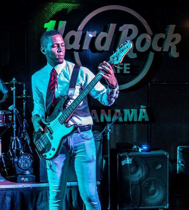 Radames Martinez, Music Student and IRI Local Program Assistant in Panama, performs at the Hard Rock Café. Music has been a source of inspiration, community engagement and personal growth throughout his experience with IRI.