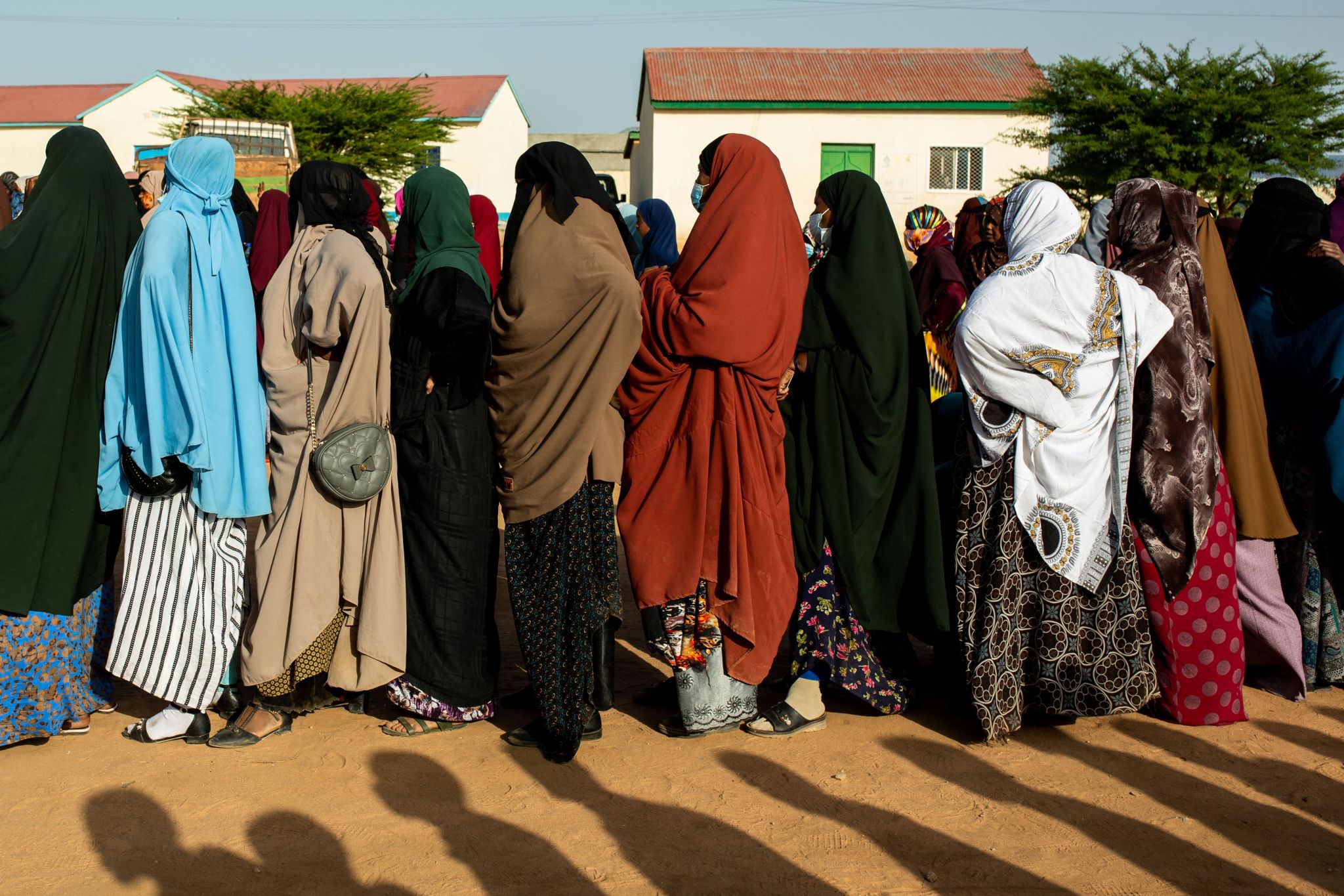 Women queue to vote for Somalilands elections