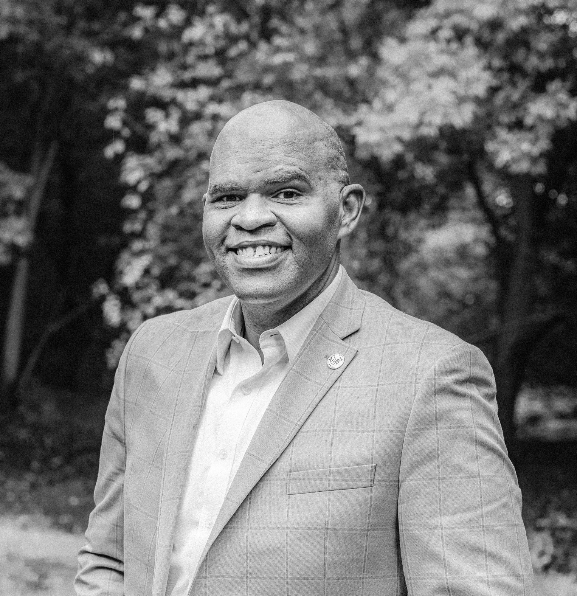 Sentell Barnes Headshot