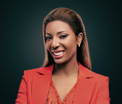 Sarah Omolewu headshot