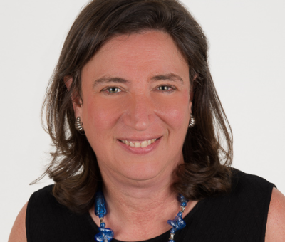 Sarah Stern Headshot